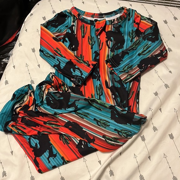 NWOT Bronc and Cactus Zip Up - Picture 2 of 2